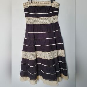 Ann Taylor Women's Fit & Flare Dress Size 4P Black Beige Strapless Crochet Lace